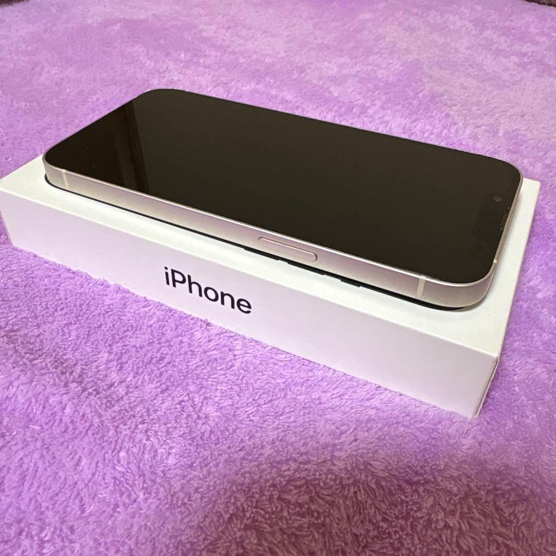 Apple iPhone13 128GB スターライト　本体のみ　83%