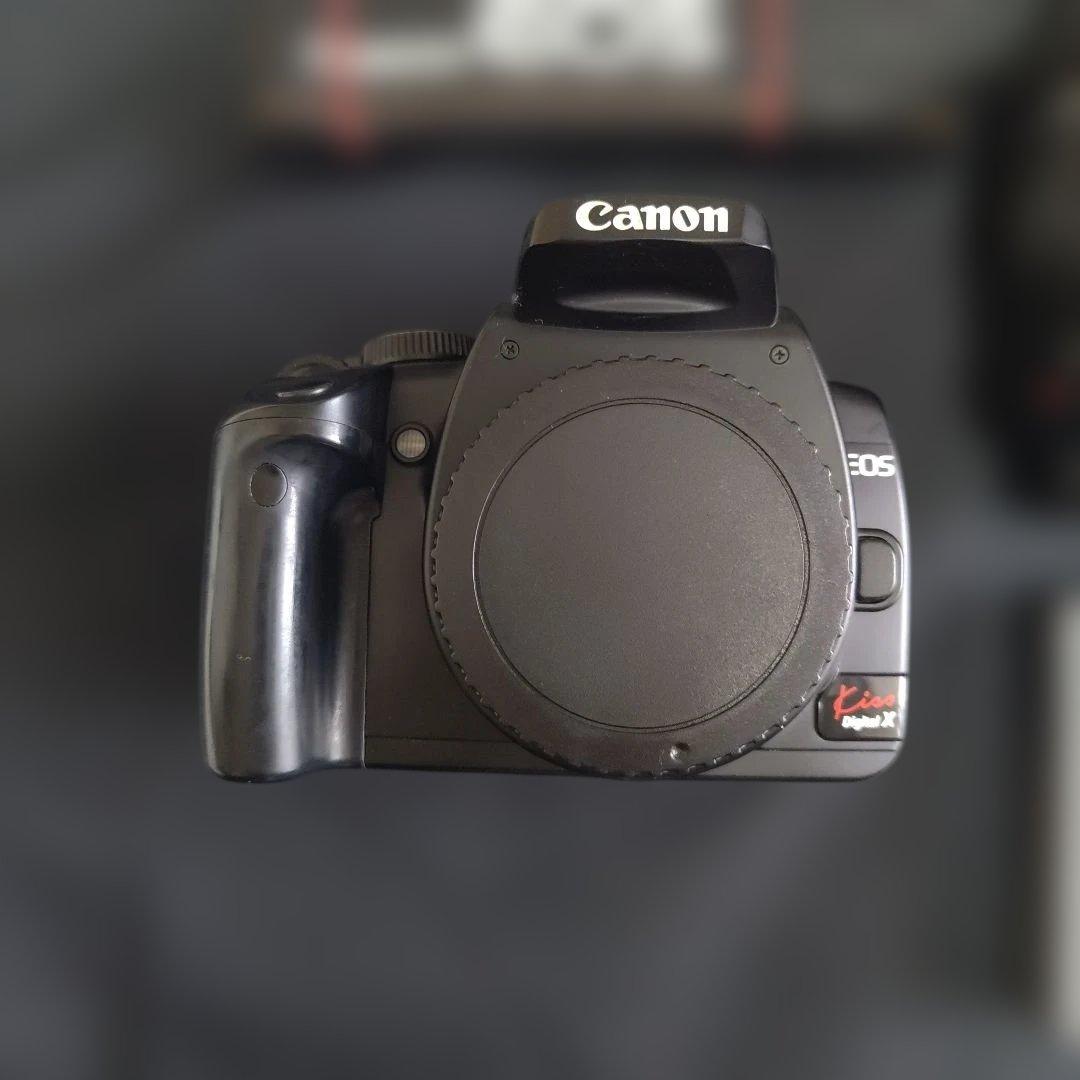 Canon デジタル一眼 EOS Kiss X ダブルズームセット　CFカード付