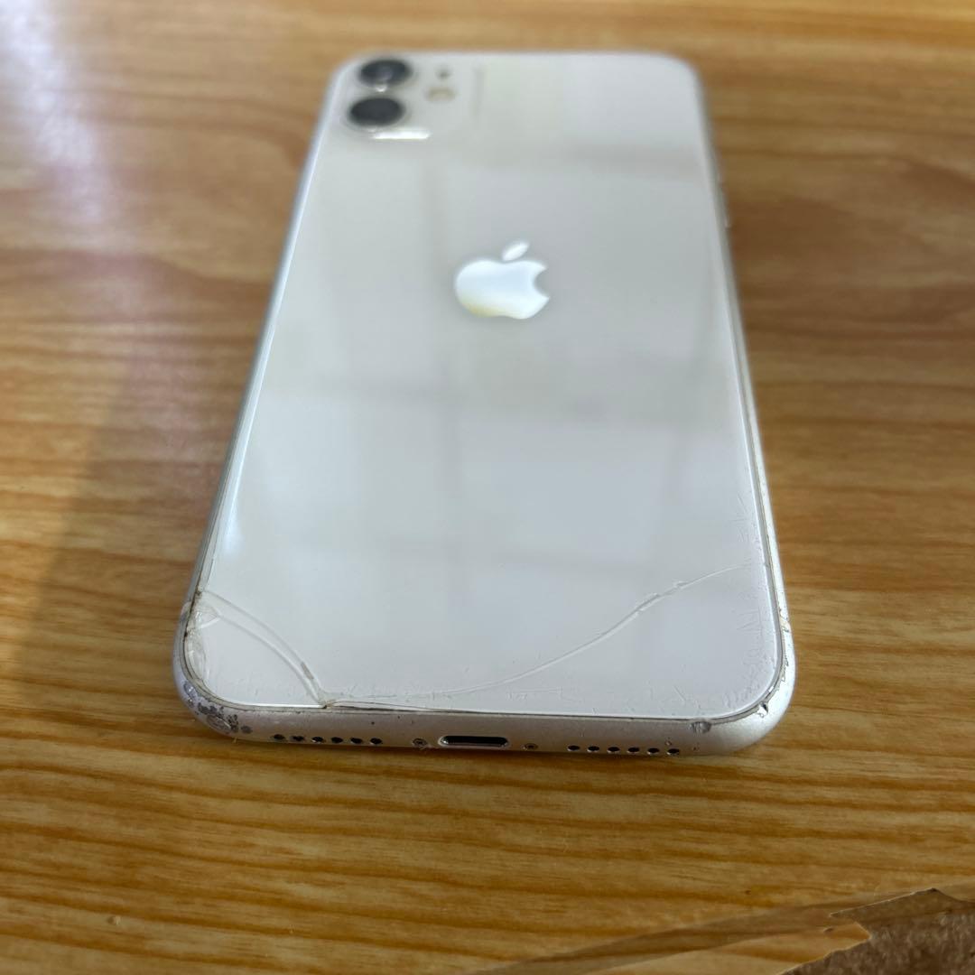 スマホ 本体 iPhone11 256GB simロックなし 白 動作確認済