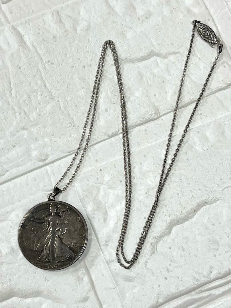 銀製　ウォーキング・リバティ・ハーフダラー 1945 ネックレス