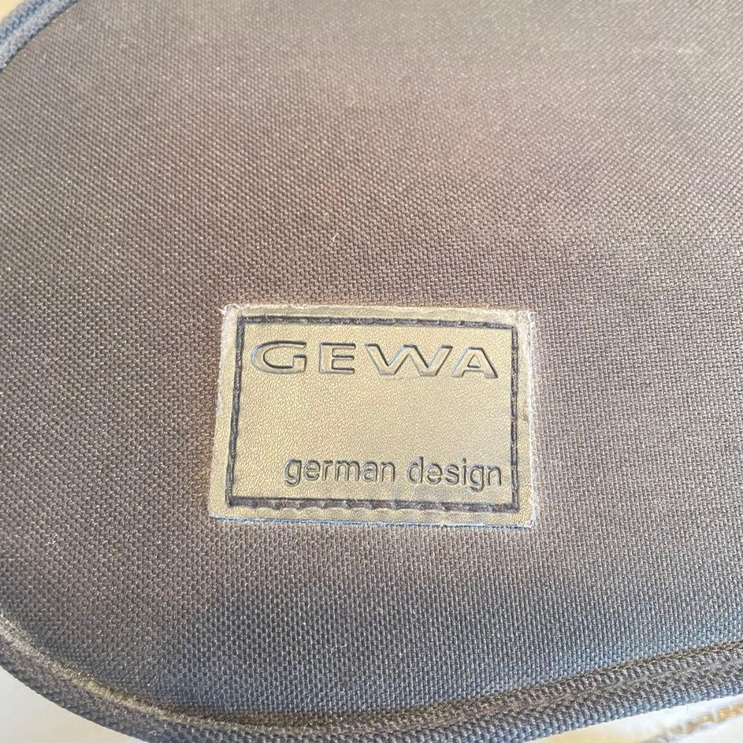 スズキ　バイオリン　1/4 NO.220 GEWA ケース付き