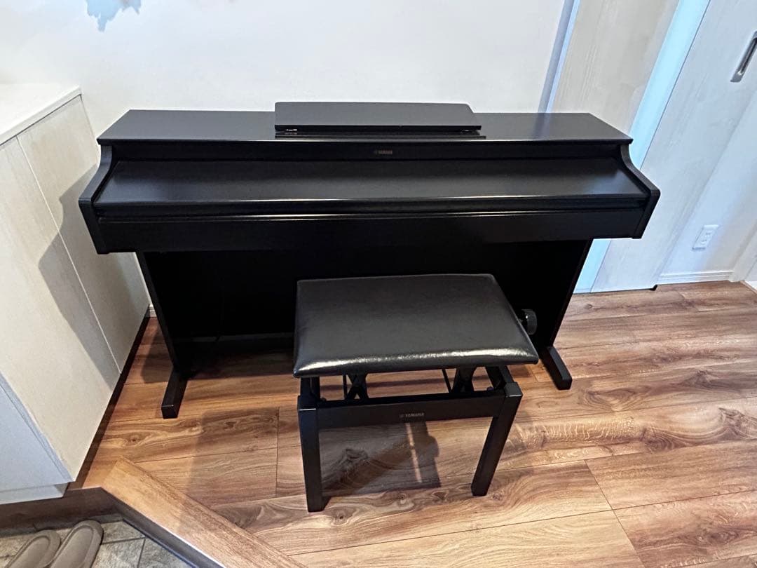 ARUIS 電子ピアノ 黒 椅子付き ydp-163R
