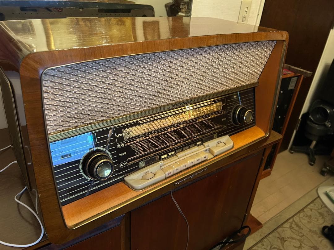 ドイツLoewe 2790W 真空管ラジオ/整備済 AM/FM/LW/AUX対応