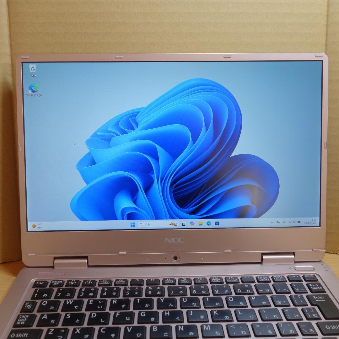 LAVIE Direct NM◆Core i7-7Y75/256G/8G/軽量