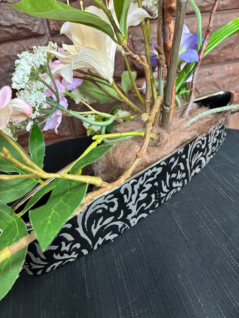 桜とハナミズキ・こぶしの春アレンジ｜和モダンインテリア｜玄関・リビングに