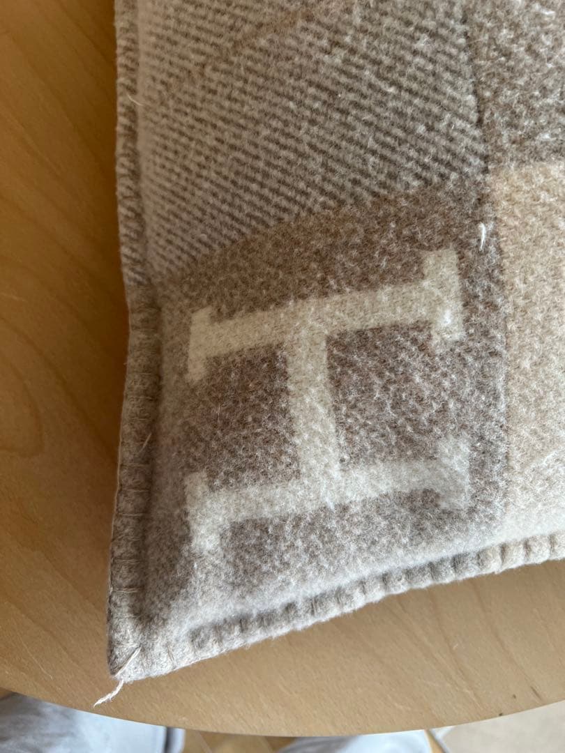HERMES エルメス　アヴァロンクッション　PMココカモミール