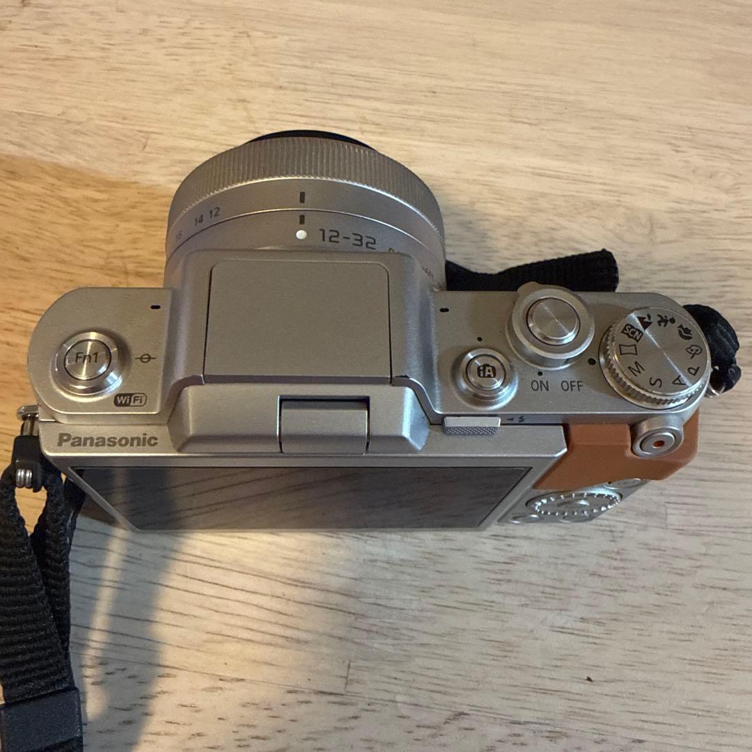 デジタルカメラ panasonic LUMIX G DMC-GF7