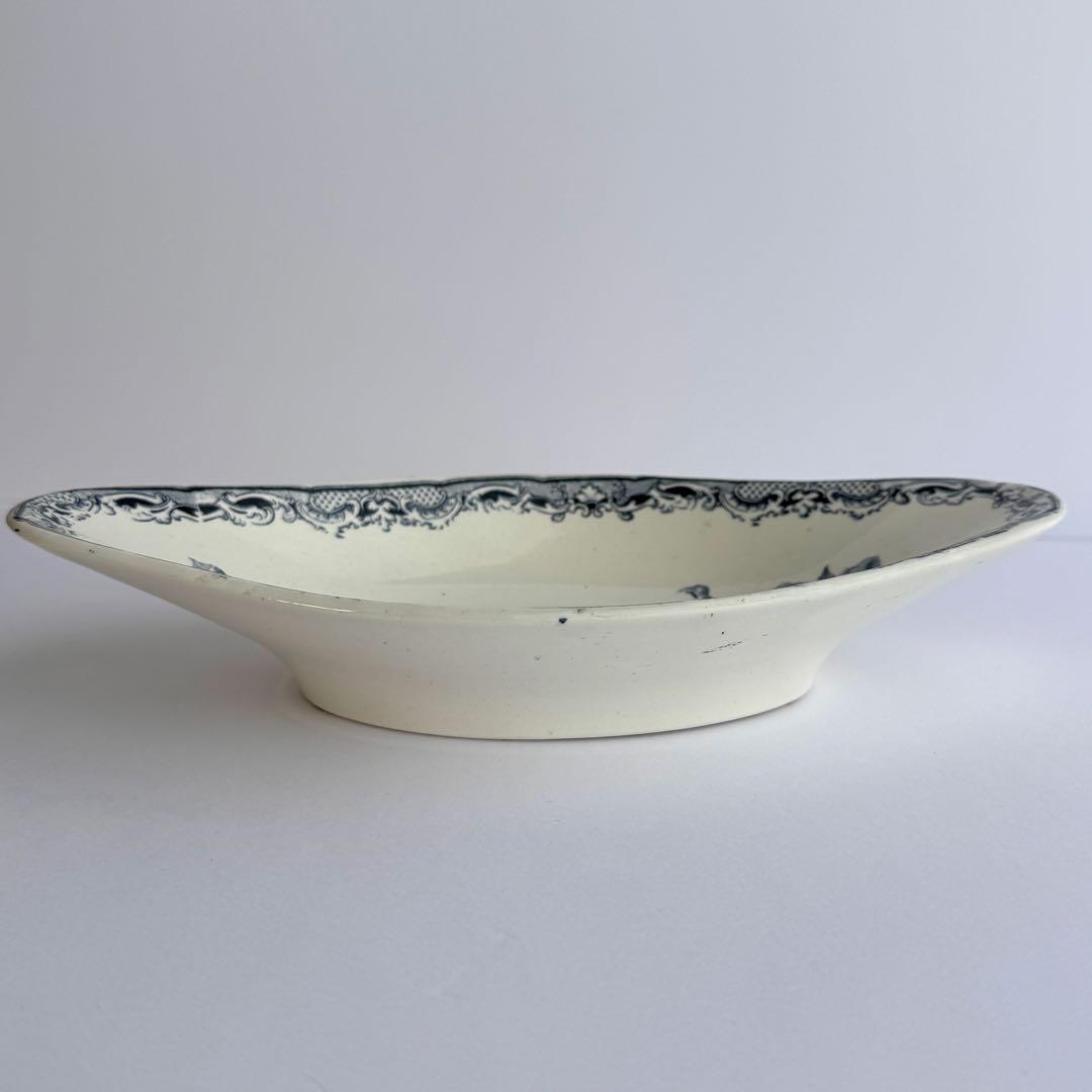 フランスアンティーク　サルグミンヌ　Fontanges ラヴィエ