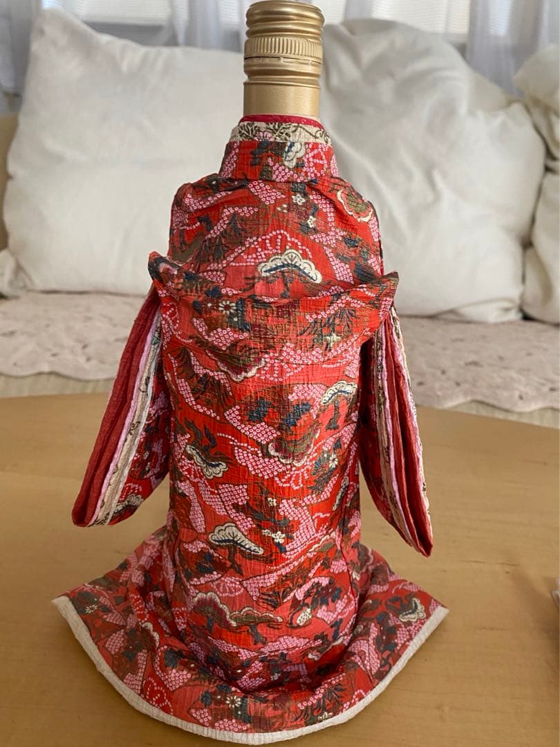 ちりめん和紙の着物のワインボトルカバー