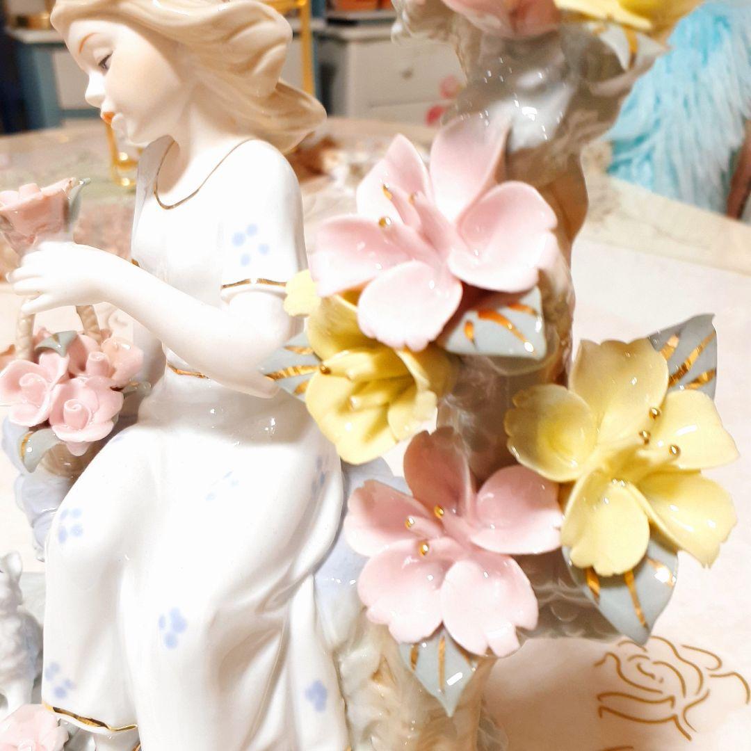 輸入雑貨　陶器　スペイン調　『女の子と猫』　エレガント　アンティーク