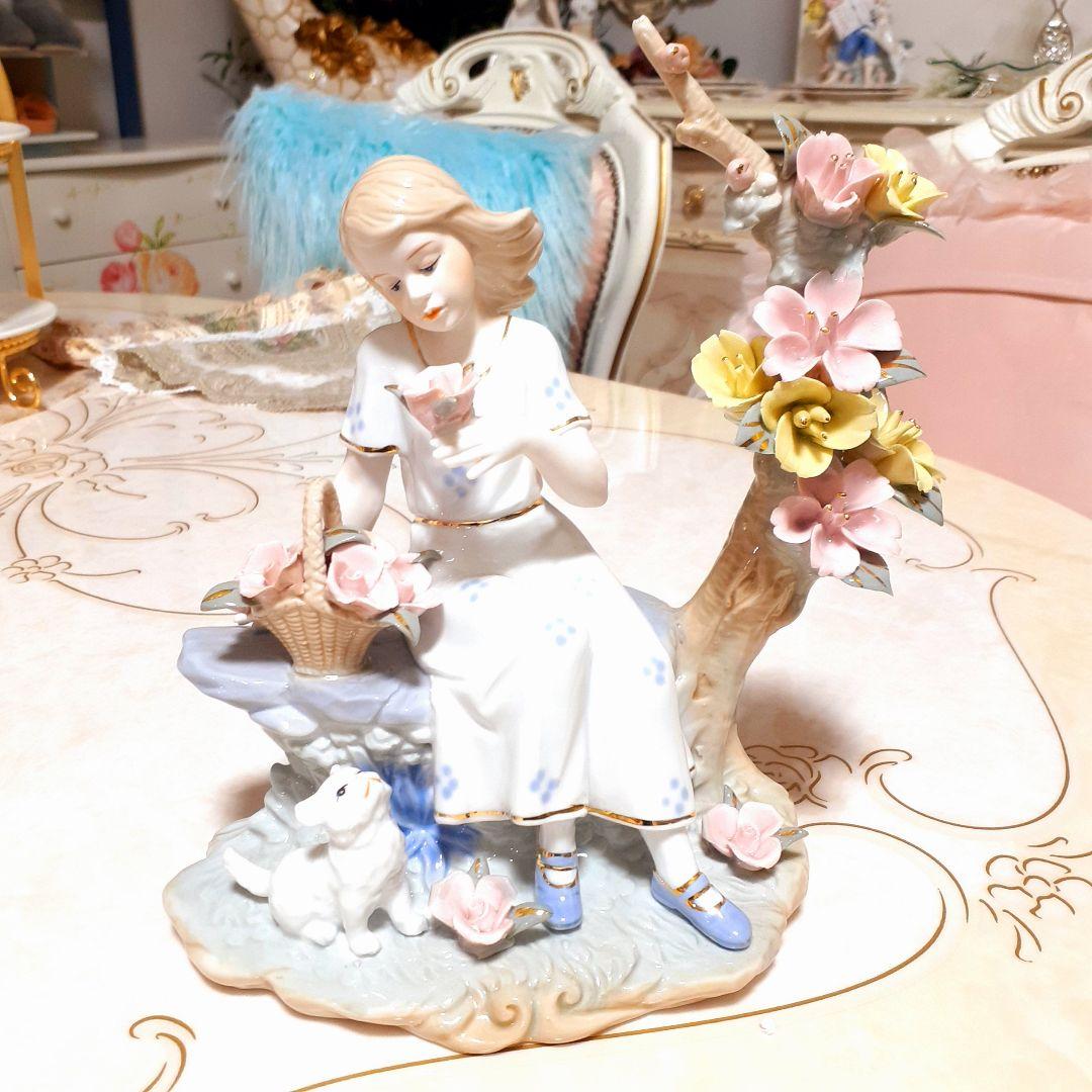 輸入雑貨　陶器　スペイン調　『女の子と猫』　エレガント　アンティーク