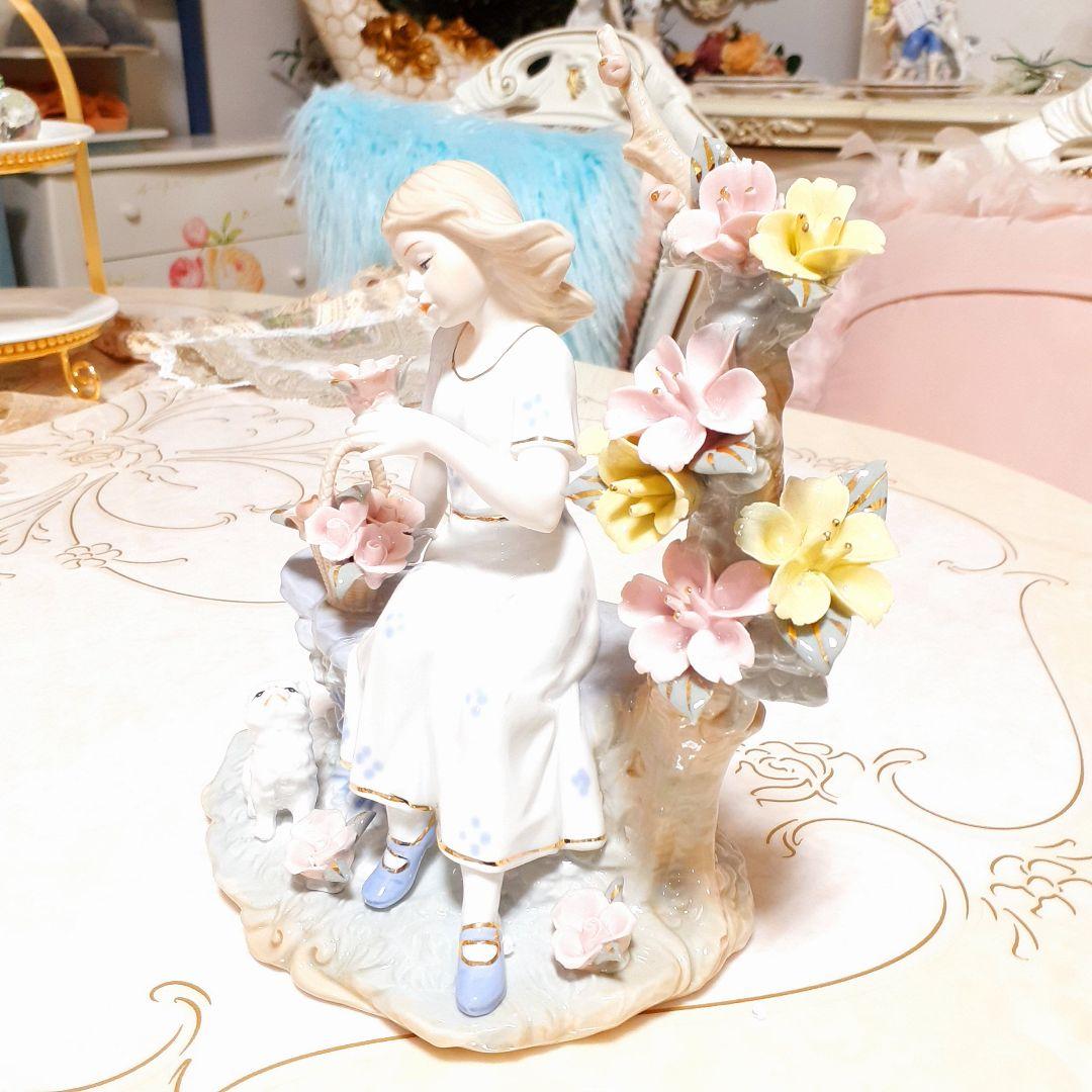 輸入雑貨　陶器　スペイン調　『女の子と猫』　エレガント　アンティーク