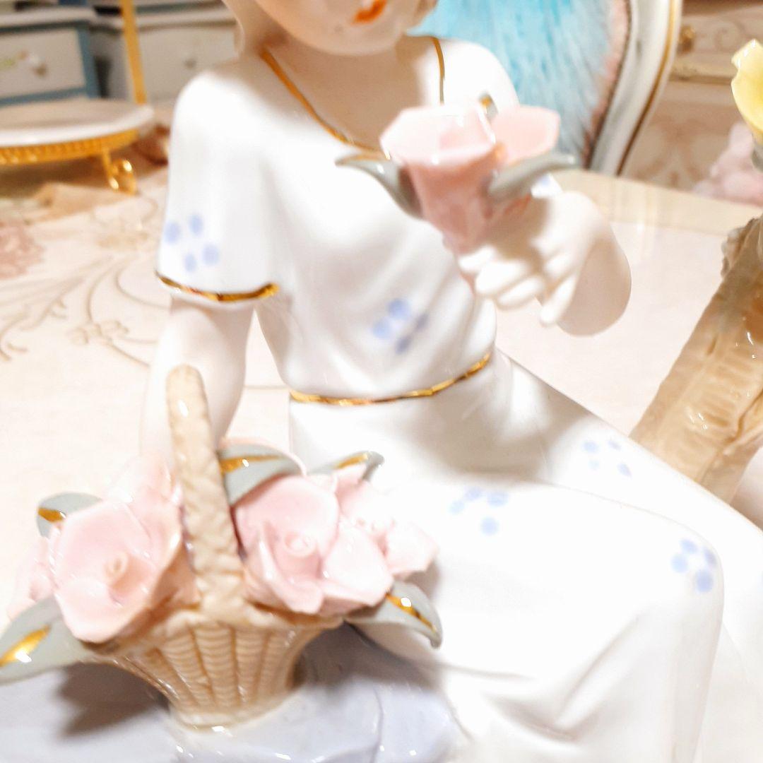 輸入雑貨　陶器　スペイン調　『女の子と猫』　エレガント　アンティーク