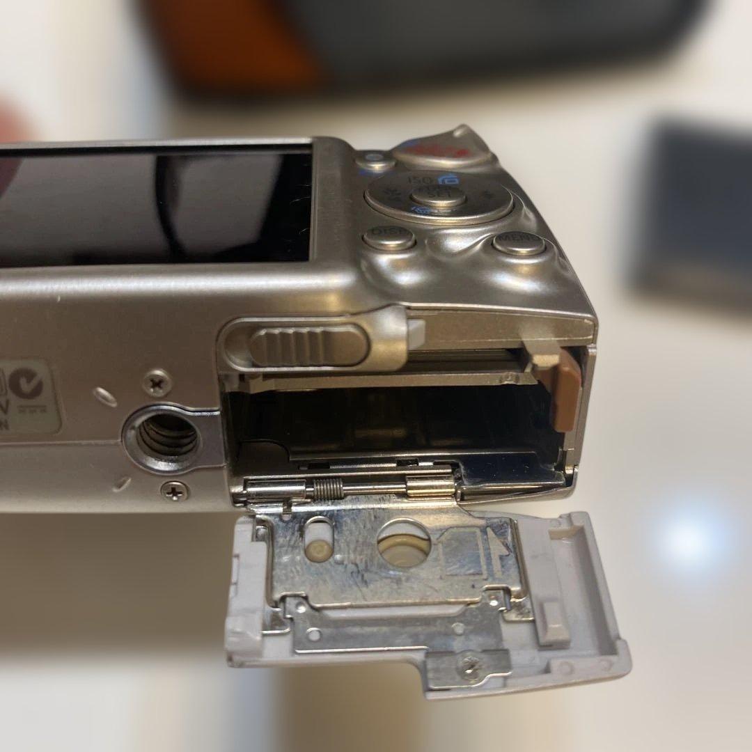 Canon IXY DIGITAL 700 充電器なし