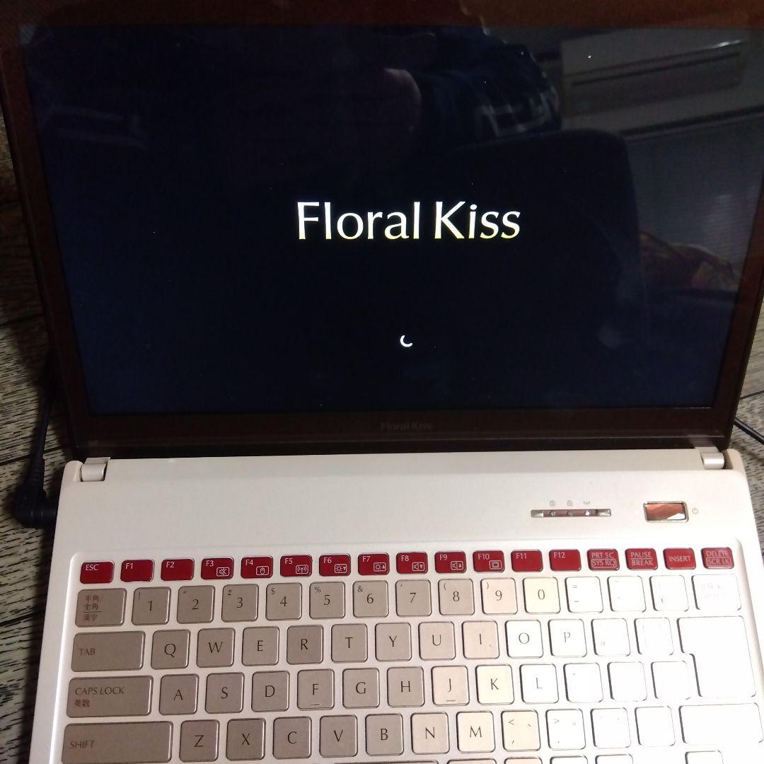 富士通　フローラルキス中古ノートパソコン