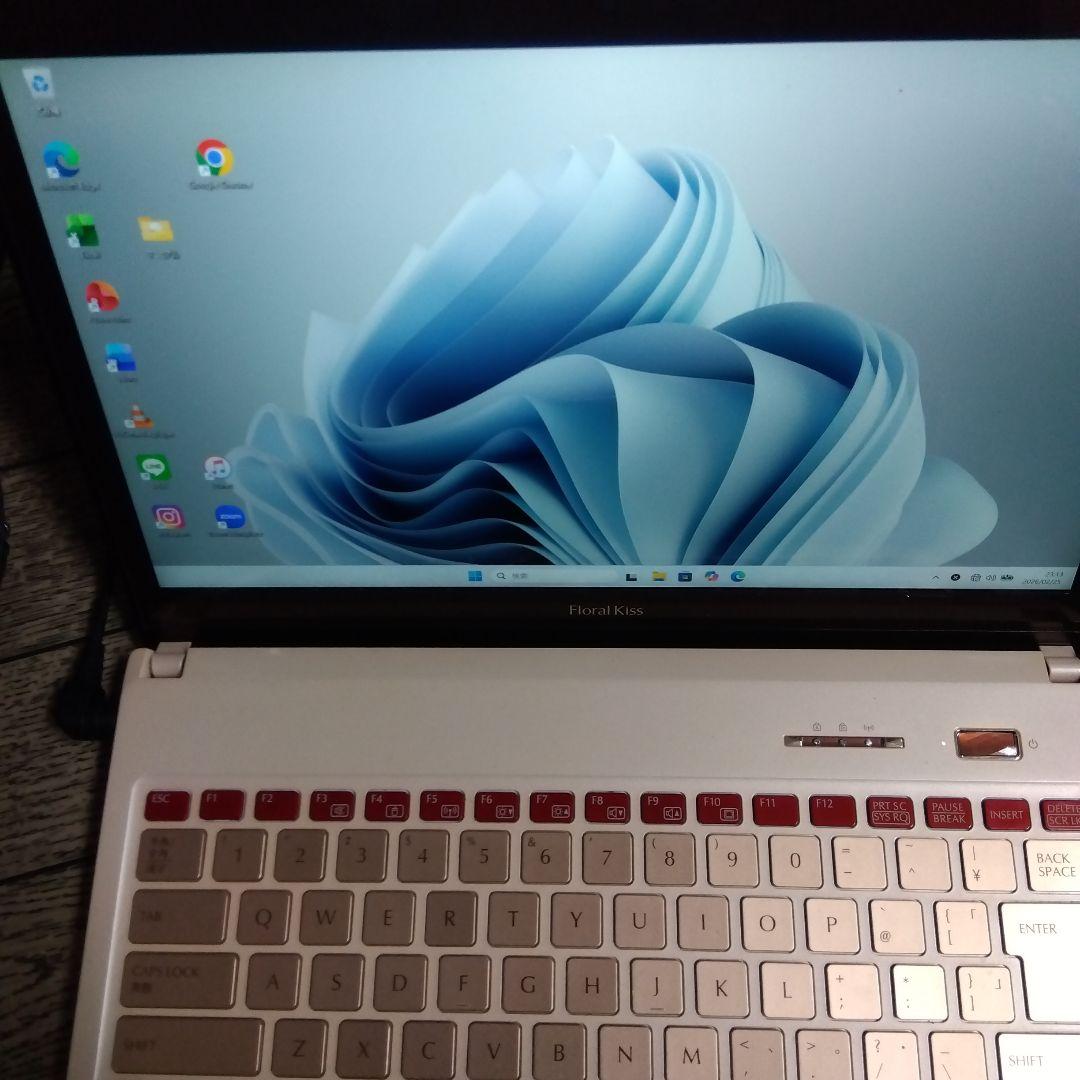 富士通　フローラルキス中古ノートパソコン