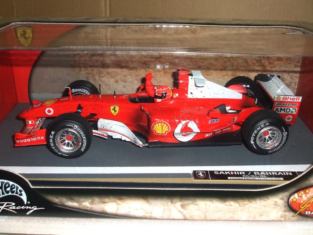 未開封　フェラーリ　F２００４　シューマッハ　＃１　バーレーン　マテル　１／１８