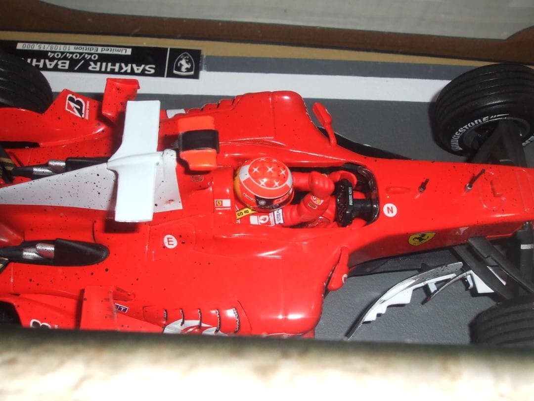 未開封　フェラーリ　F２００４　シューマッハ　＃１　バーレーン　マテル　１／１８