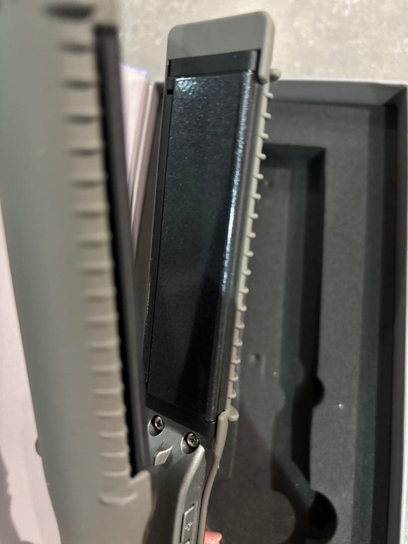 クレイツ　ホリスティックキュアーズ　マグネットヘアプロ　ストレートヘアアイロン