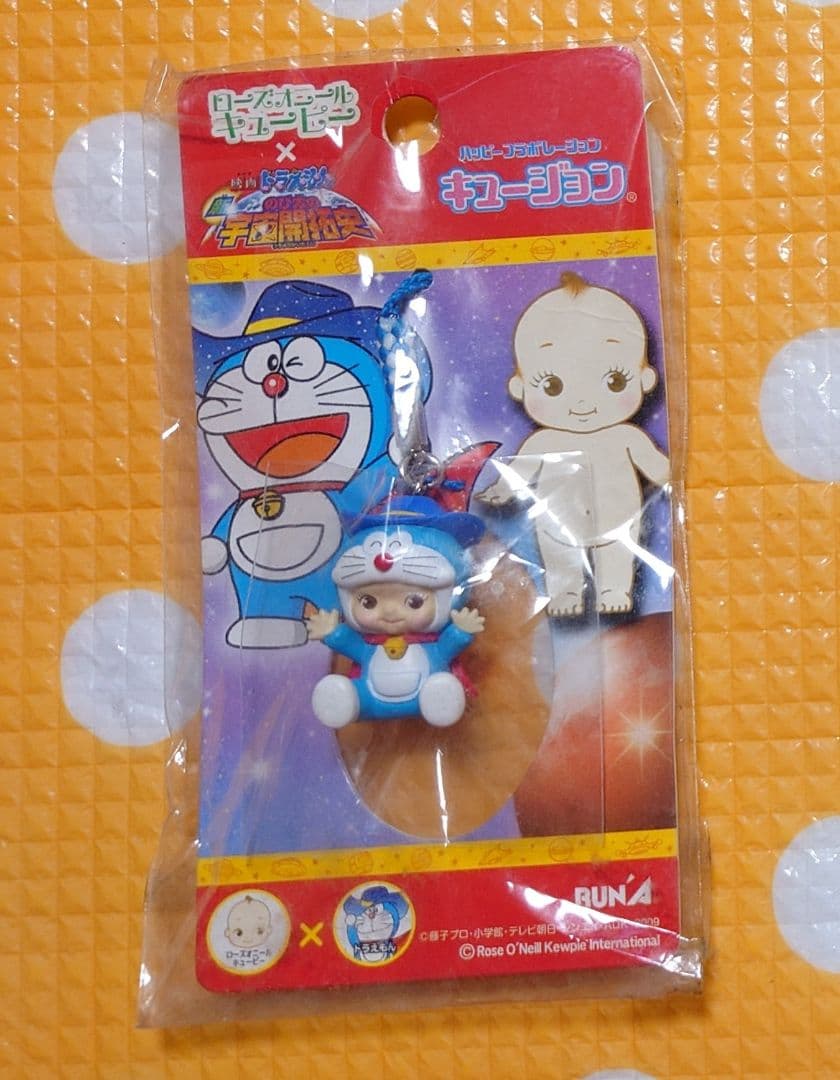 キュージョン　ドラえもん キューピー　根付けストラップ