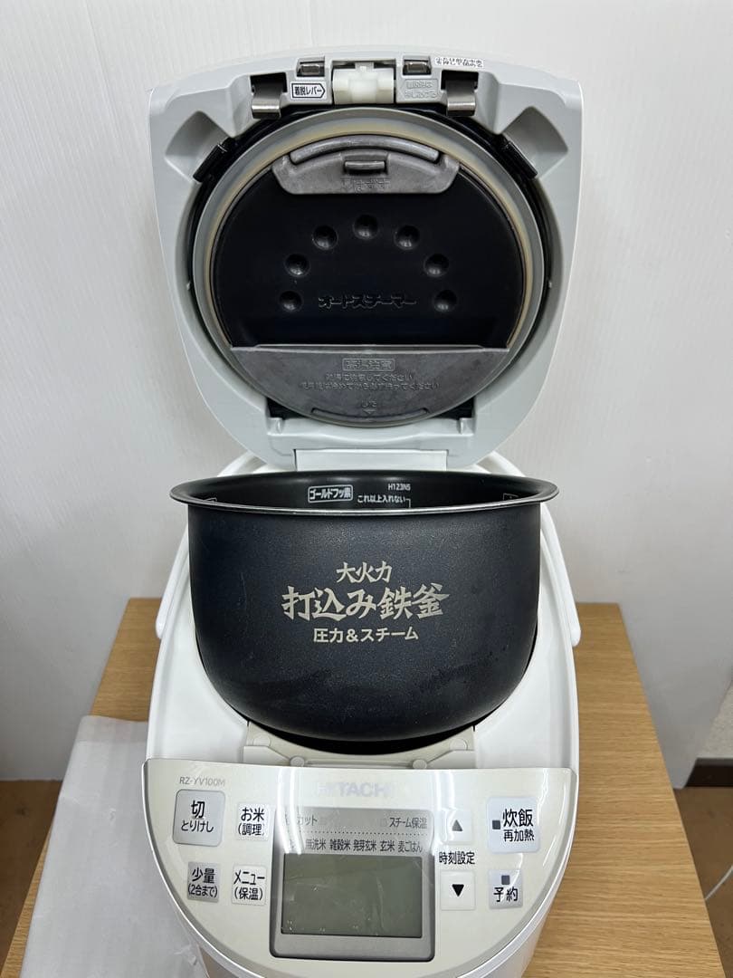 HITACHI 圧力スチームIH炊飯器 RZ-YV100M 2017年製