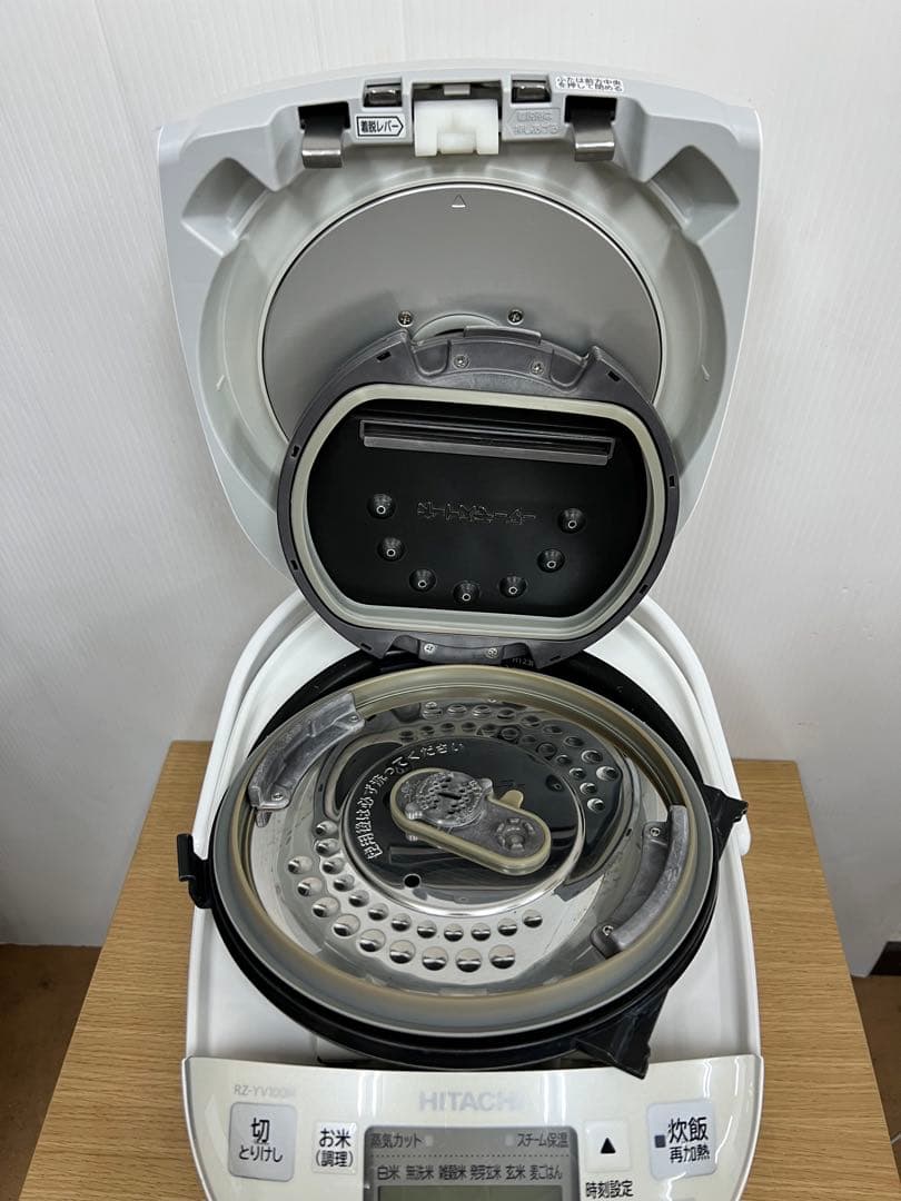 HITACHI 圧力スチームIH炊飯器 RZ-YV100M 2017年製