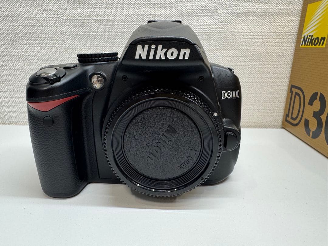Nikon D3000 稼働品！バッテリー2個&カラーフィルター付き！