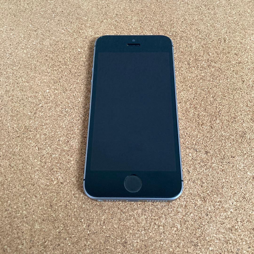 3817 極美品新品級☆電池最良好☆iPhoneSE 16GB SIMフリー☆