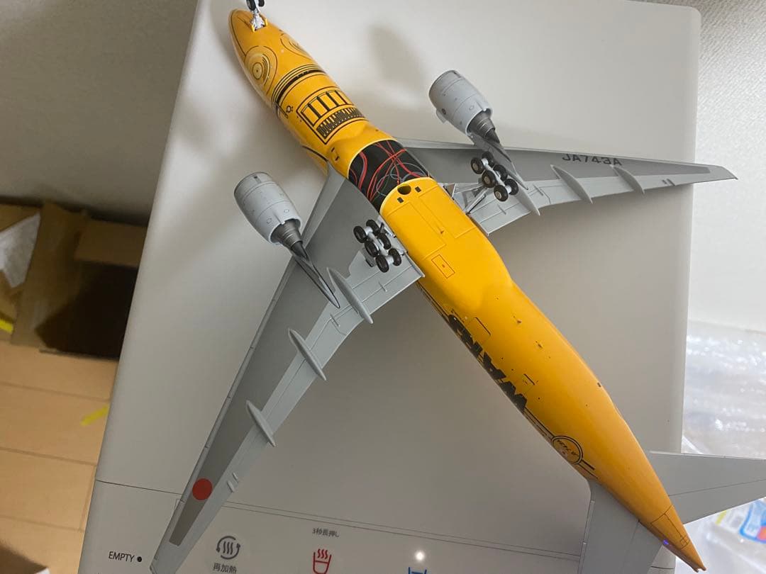 ANA スター・ウォーズ特別塗装機 1/200