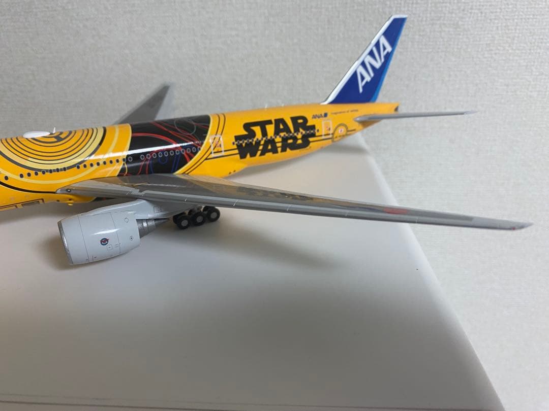 ANA スター・ウォーズ特別塗装機 1/200
