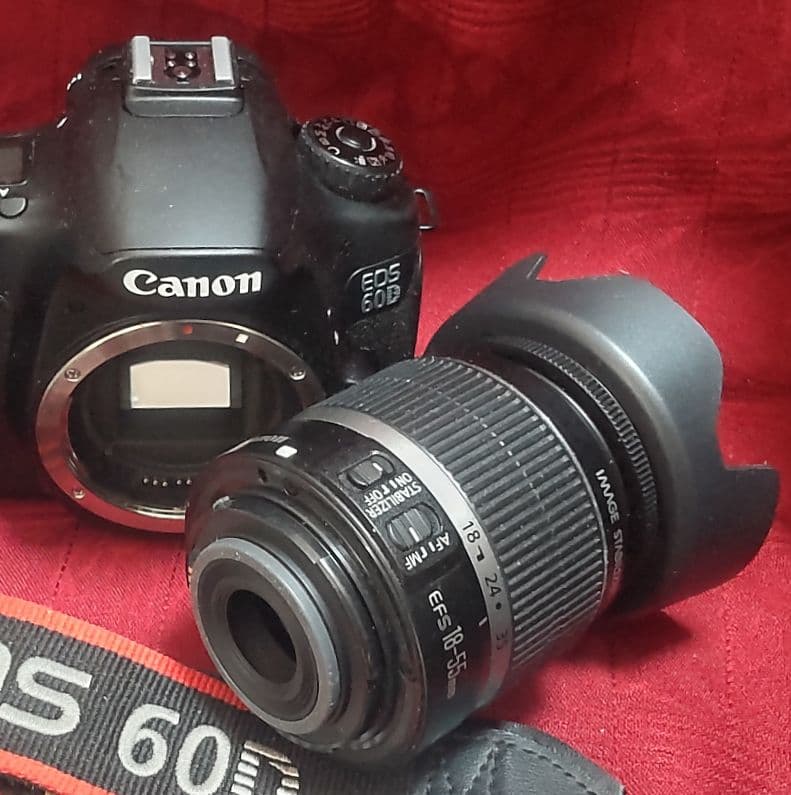 Canon EOS 60D デジタル一眼レフカメラ＜美品/動作確認済＞＋レンズ付