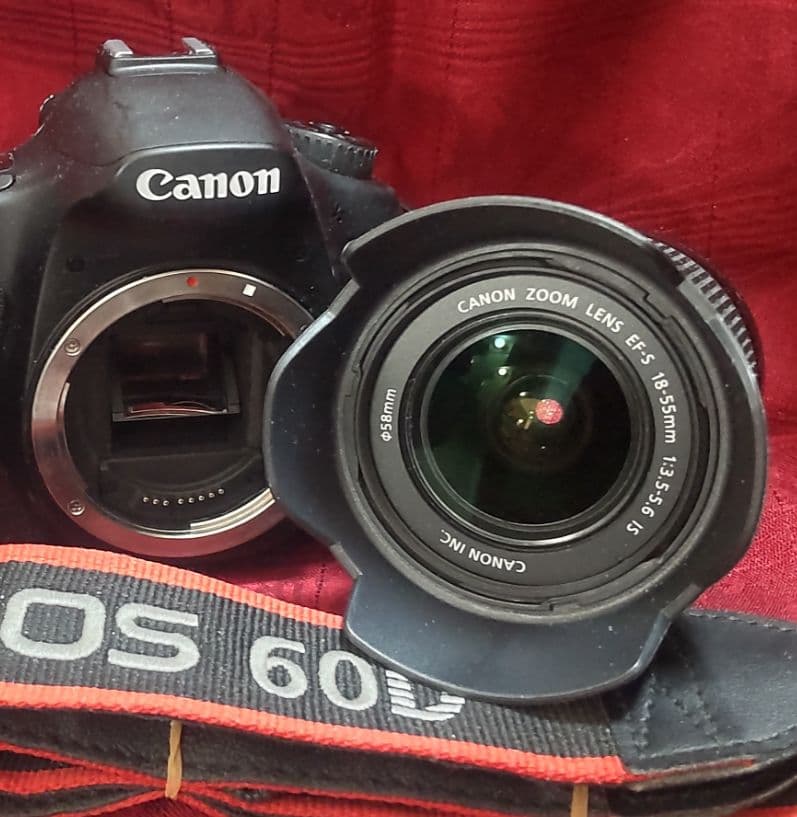 Canon EOS 60D デジタル一眼レフカメラ＜美品/動作確認済＞＋レンズ付