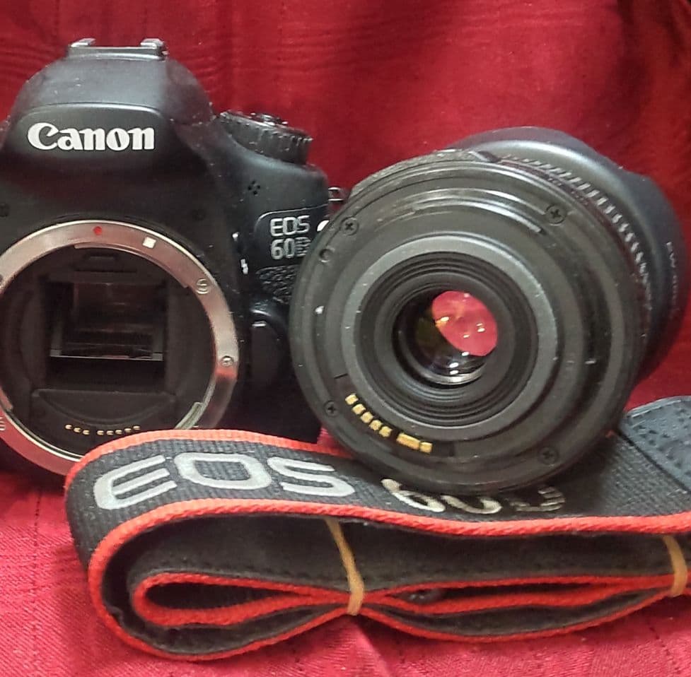 Canon EOS 60D デジタル一眼レフカメラ＜美品/動作確認済＞＋レンズ付
