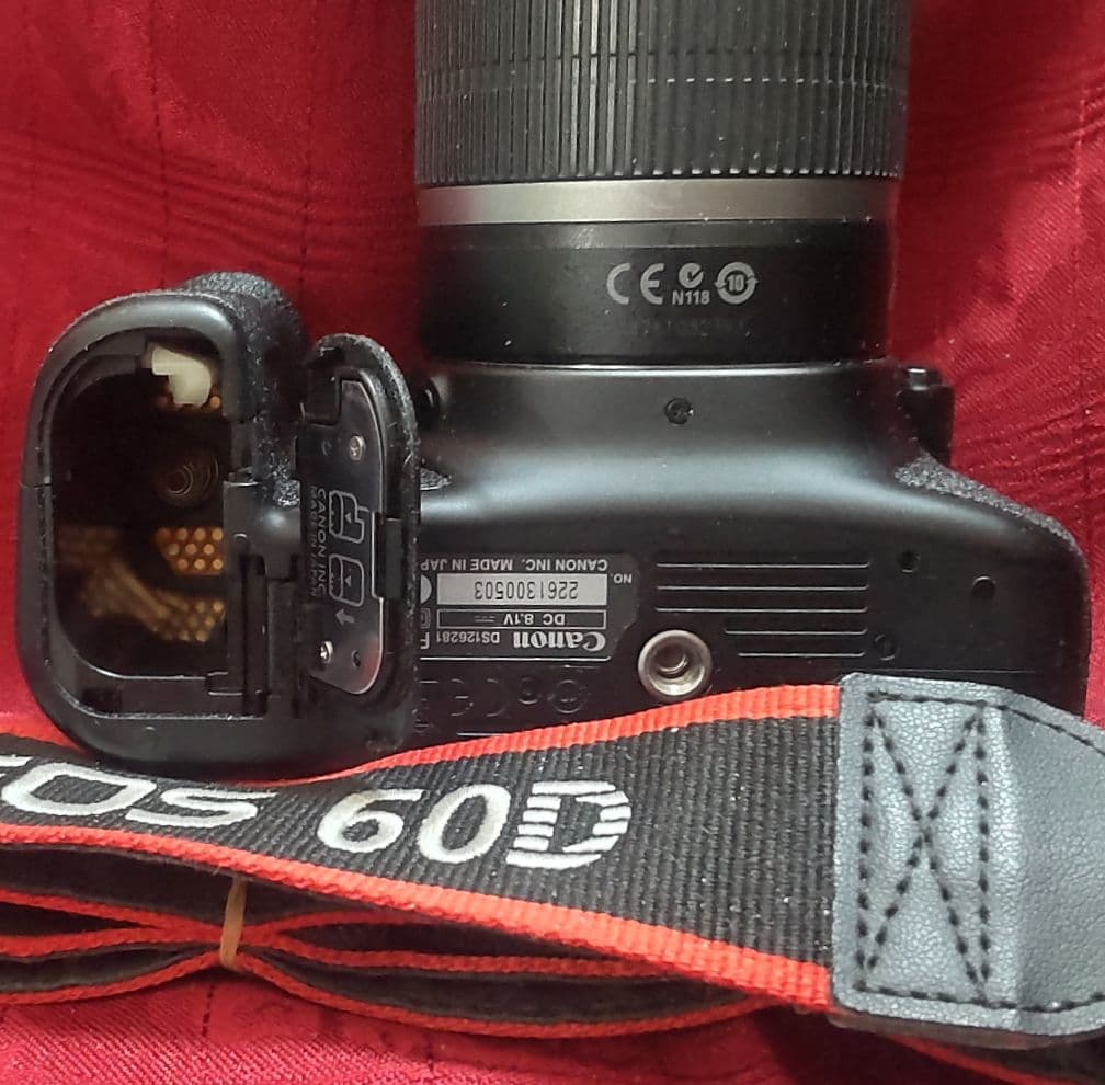 Canon EOS 60D デジタル一眼レフカメラ＜美品/動作確認済＞＋レンズ付