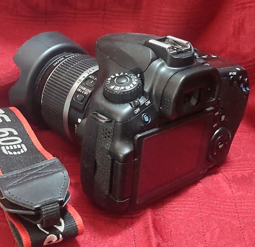 Canon EOS 60D デジタル一眼レフカメラ＜美品/動作確認済＞＋レンズ付