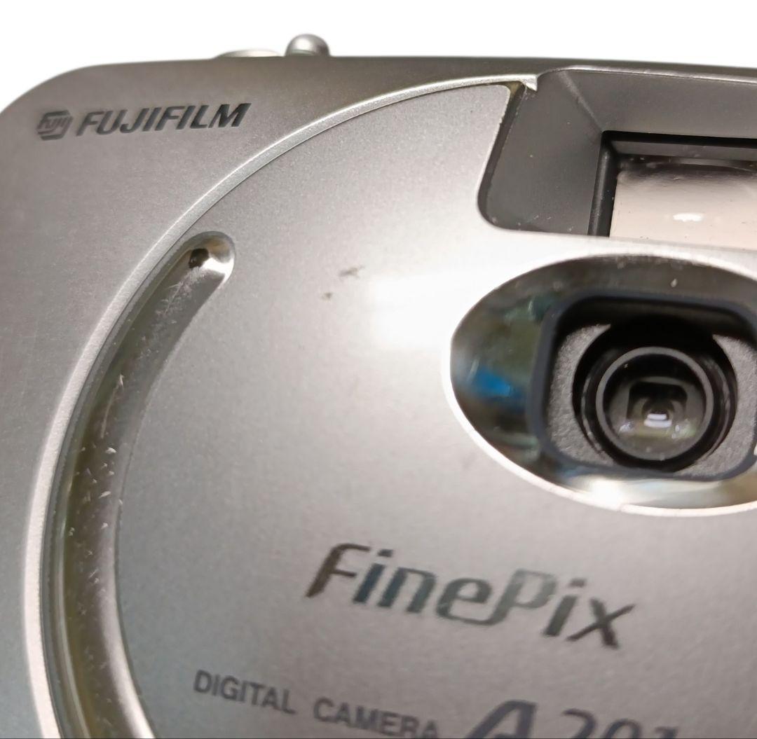 ★コンデジ4点ジャンクまとめ売り SONY 富士フィルム SANYO