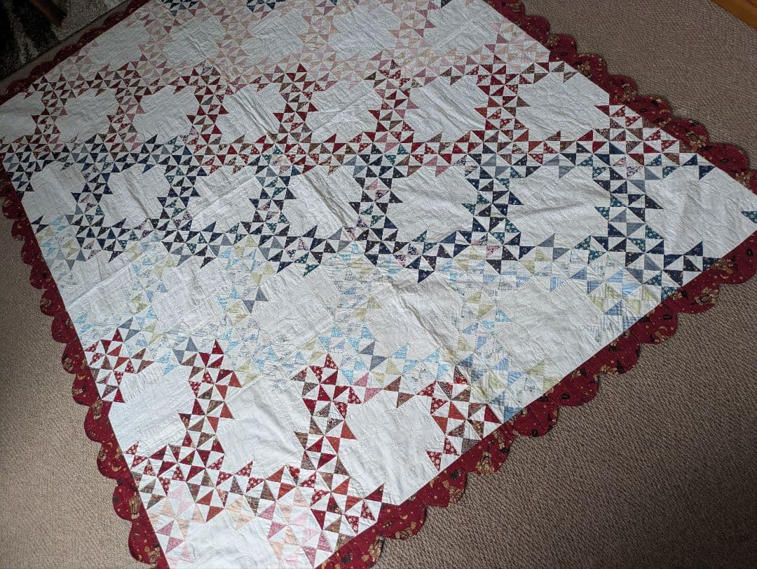 大判キルト　ハンドメイド　パッチワーク　マルチカバー　ベッドカバー