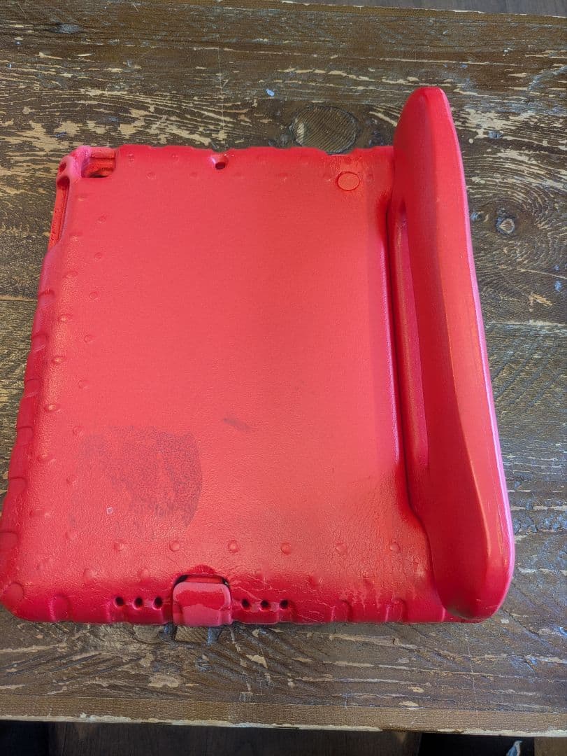 ラスト1台　アイパッドApple iPad Air ホワイト 本体　WiFi専用