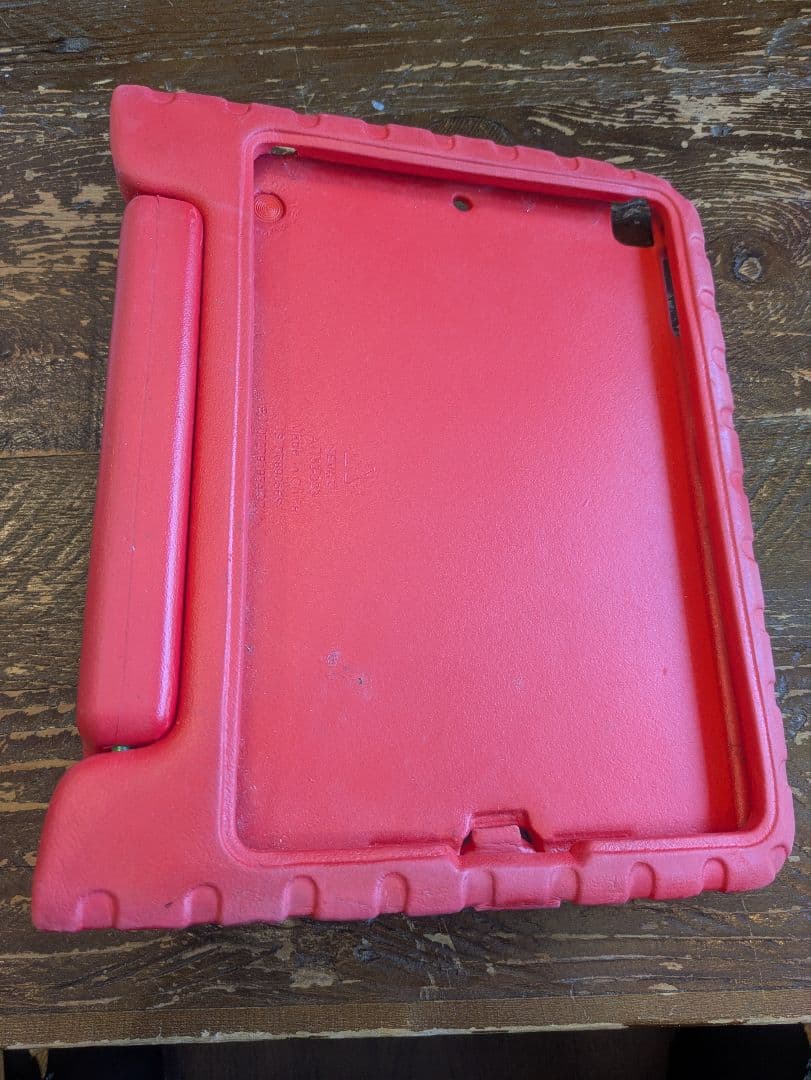 ラスト1台　アイパッドApple iPad Air ホワイト 本体　WiFi専用