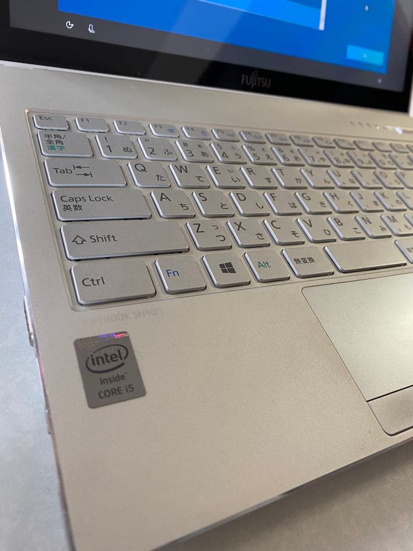 富士通 FUJITSU LIFEBOOK SH90/T ノートパソコン