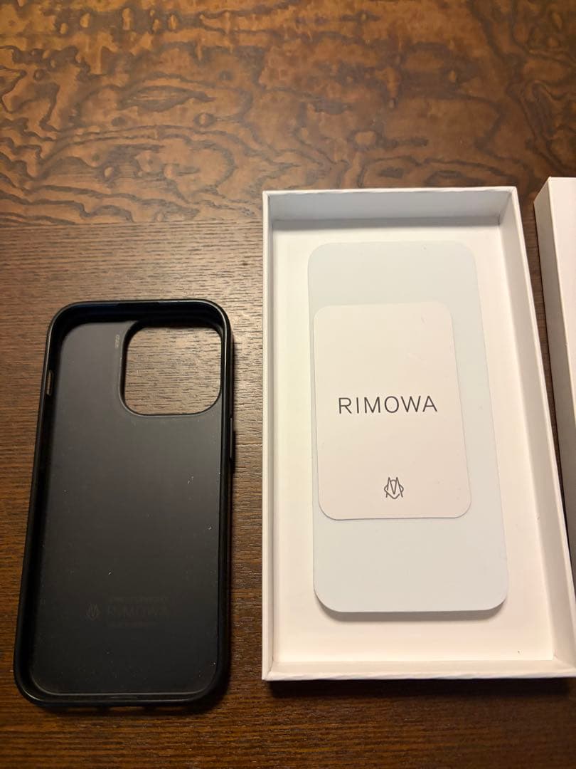 RIMOWA ブラック ストライプ iPhone用ケース