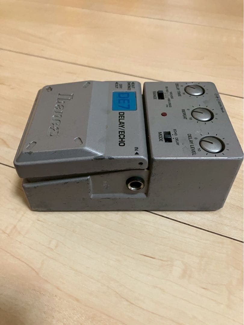 Ibanez DE7ディレイ/エコーエフェクター