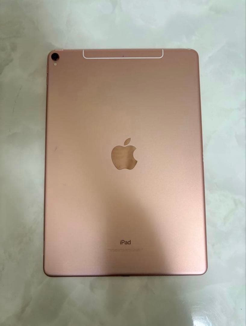 ソ*様 iPad Pro (10.5インチ) 64GB ローズゴールド