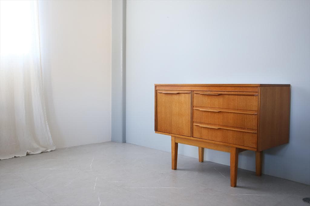 英国アンティークチーク古木サイドボード/木製机/テレビ台キャビネット92-163