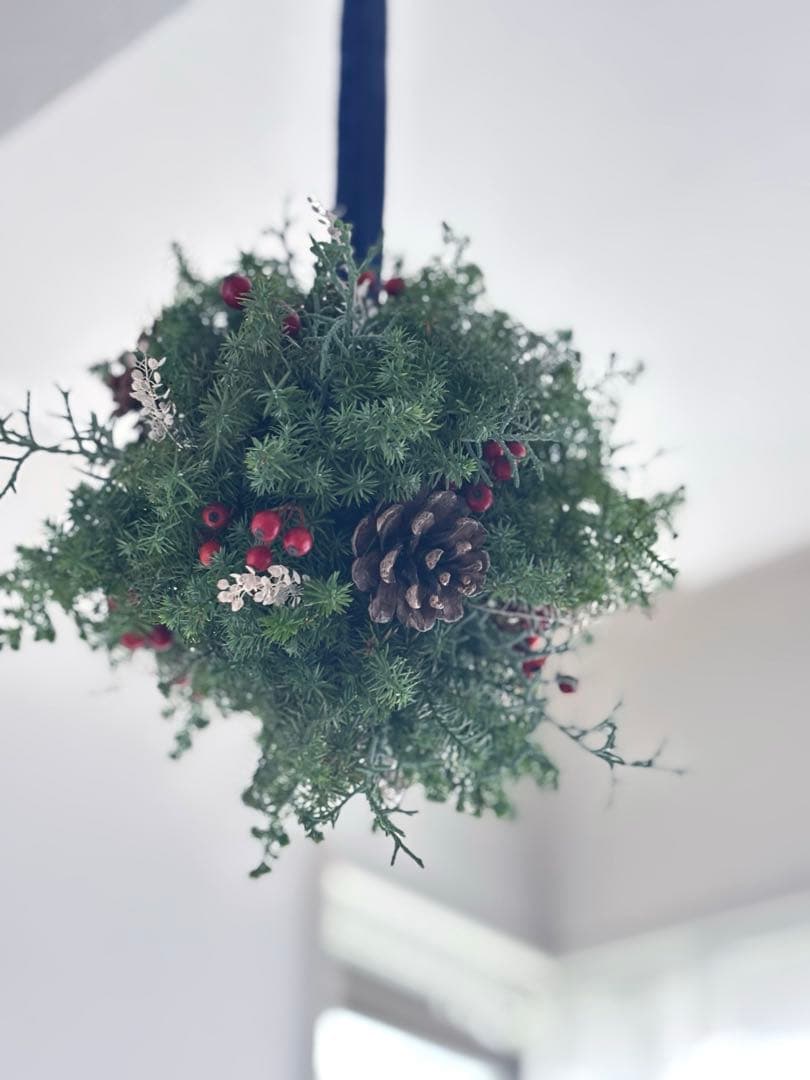 ⁂森の香り⁂ フレッシュクリスマスボールリース
