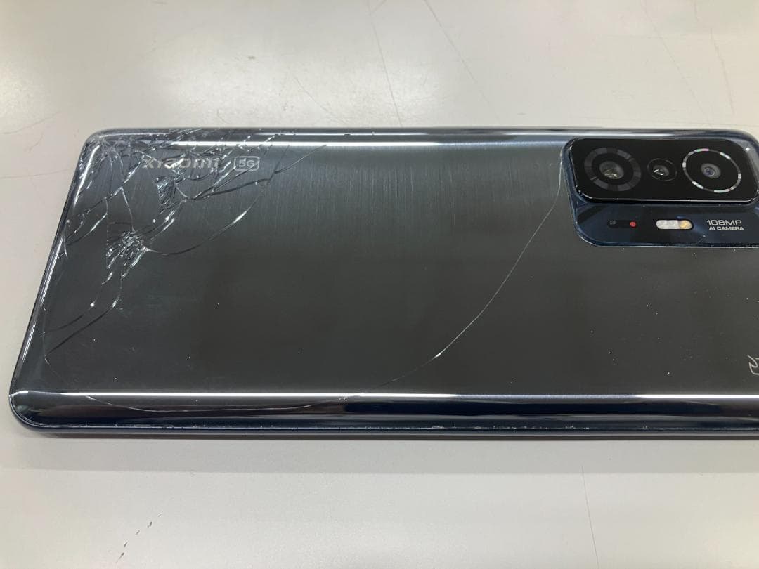 訳あり】Xiaomi 11T Pro 256GB 背面割れ・画面無傷