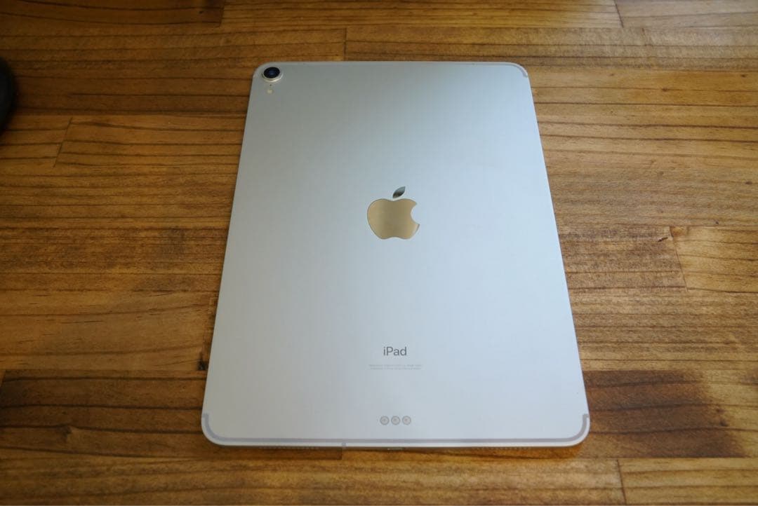 Apple iPad Pro11インチ cellular キーボード付