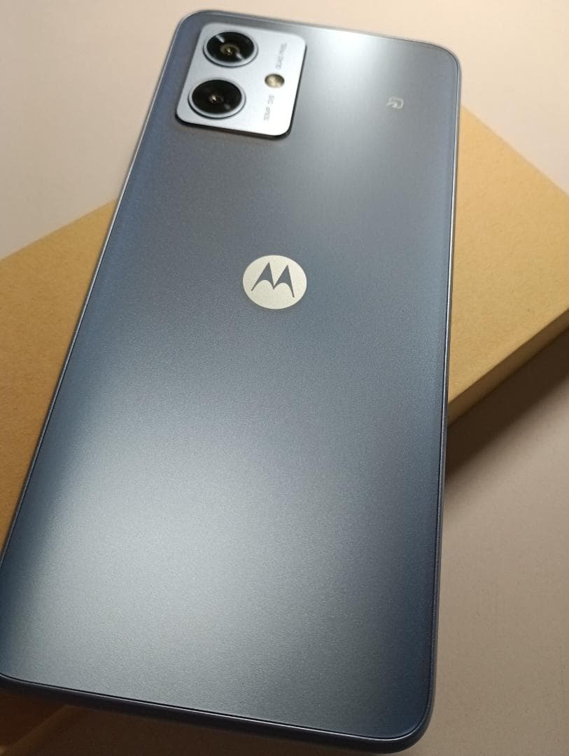 中古美品 moto g64y 5G SIMフリー シルバーブルー