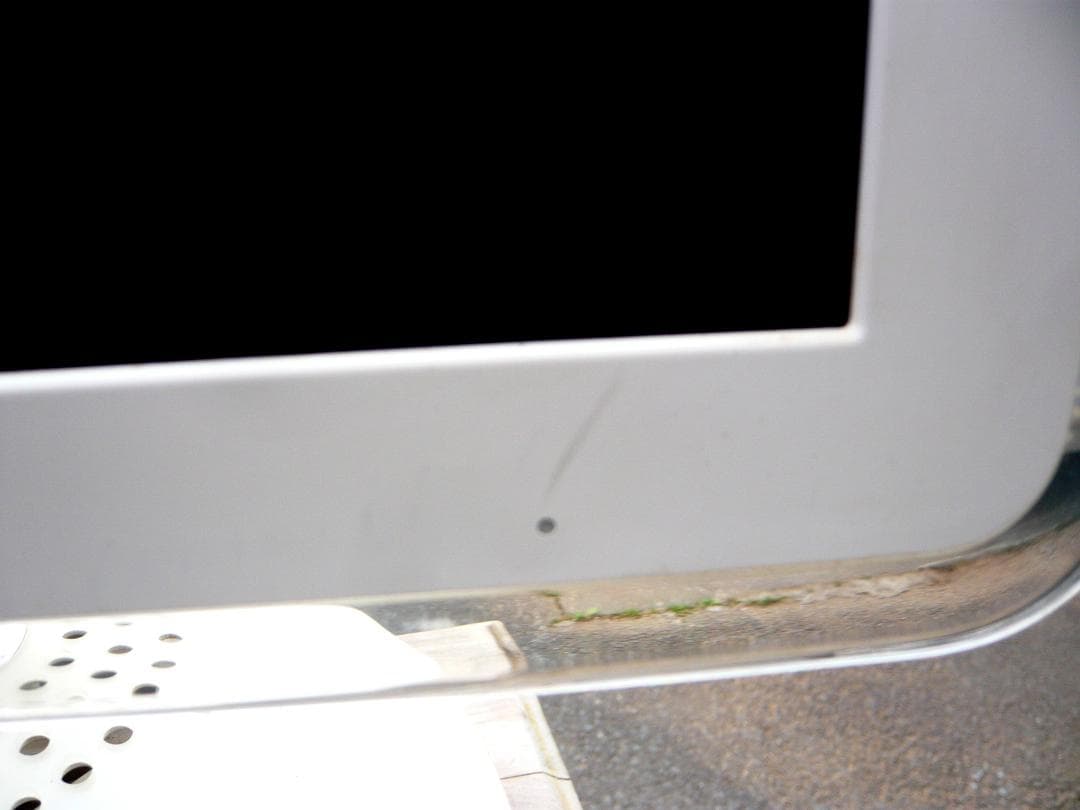 iMac G4 700MHz/ 512MB/ 40GB/ Combo/15インチ