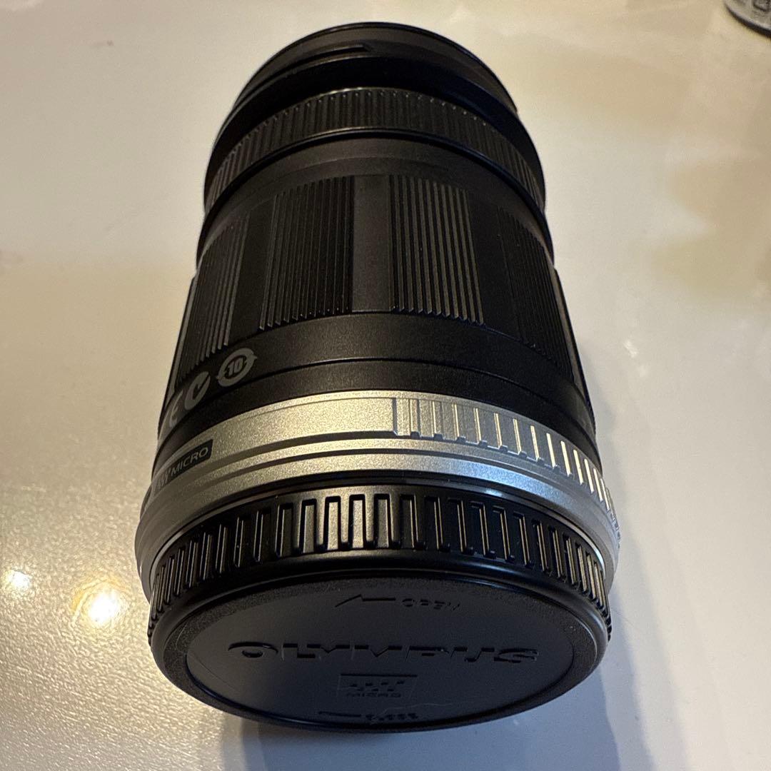 M.ZUIKO DIGITAL ED 14-150mm F4.0-5.6 フード